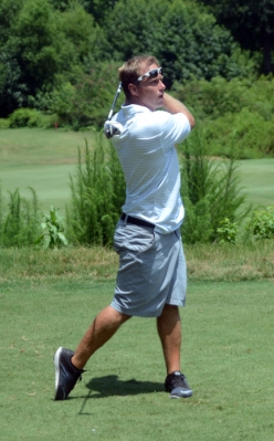 Mike Hartin was one of three golfers who finished in a second place tie.